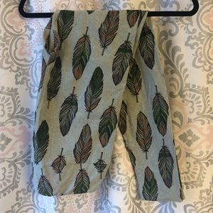 TC Lularoe Feather Leggings